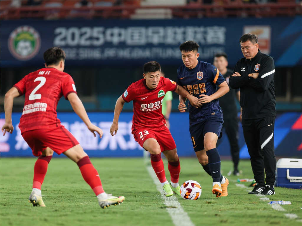 【2025中超巡礼之亚泰】艰难前行 守住“超”级梦想 【2025中超巡礼之亚泰】艰难前行 守住“超”级梦想